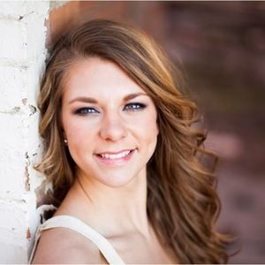 Meet your Posher, Caitlin